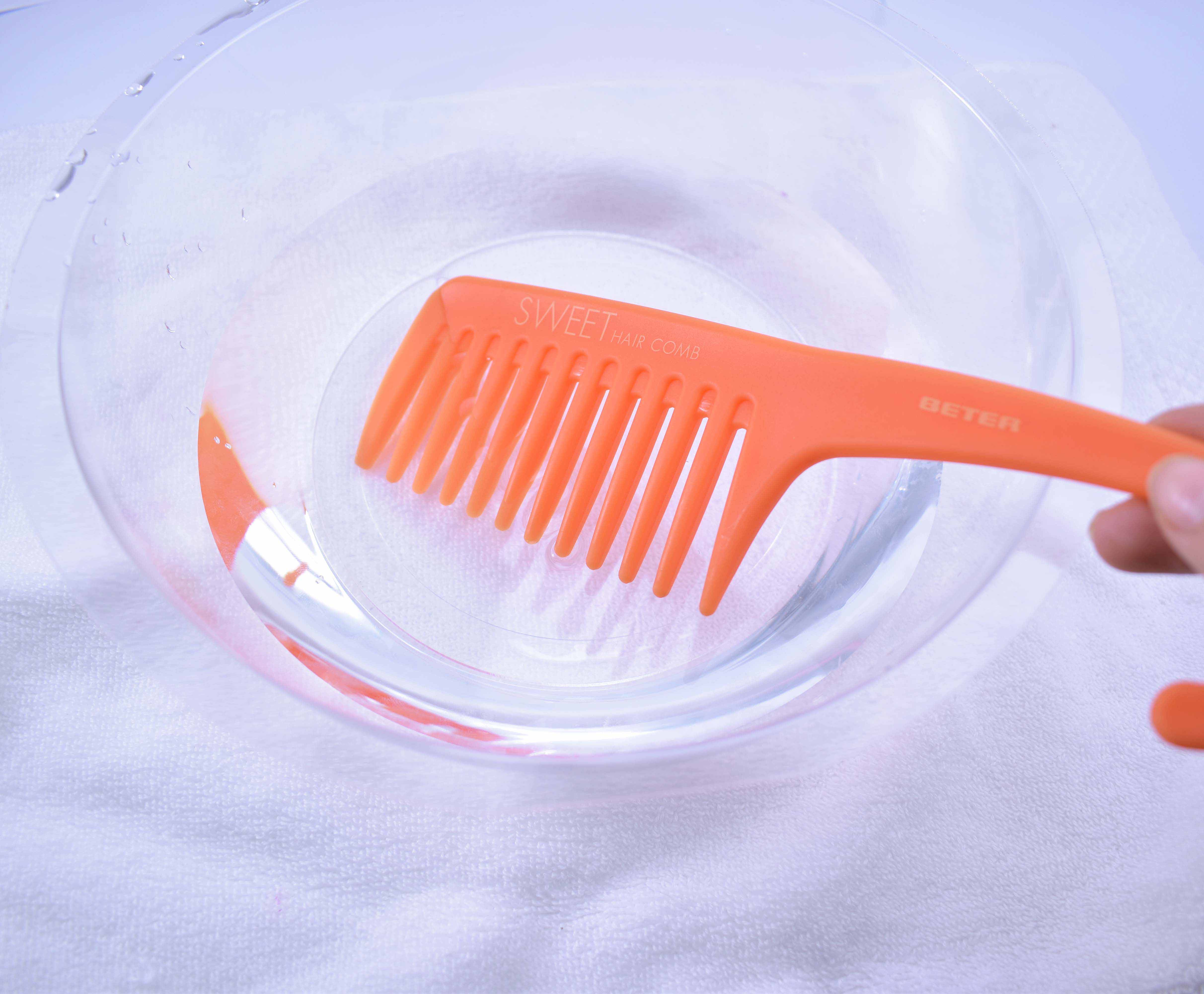 How do you clean your hair brushes? - Beter Shop